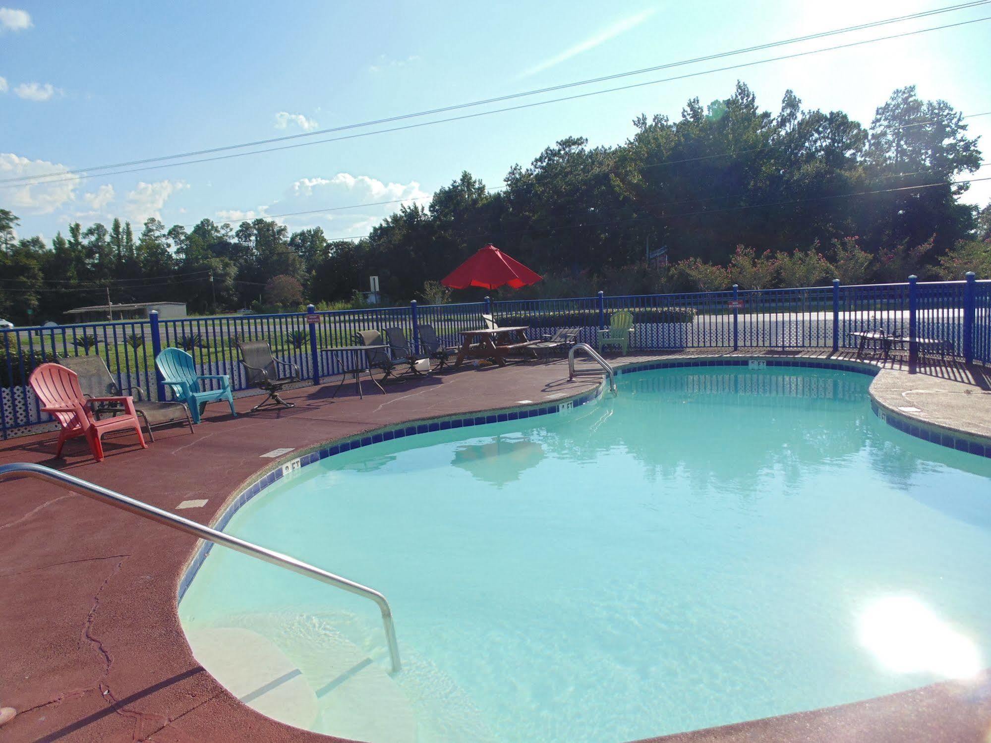 Log Cabin Inn Bay Minette エクステリア 写真