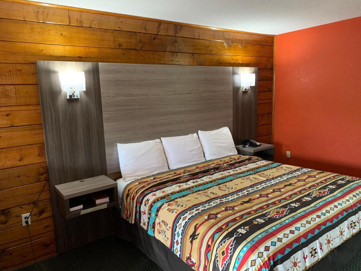 Log Cabin Inn Bay Minette エクステリア 写真